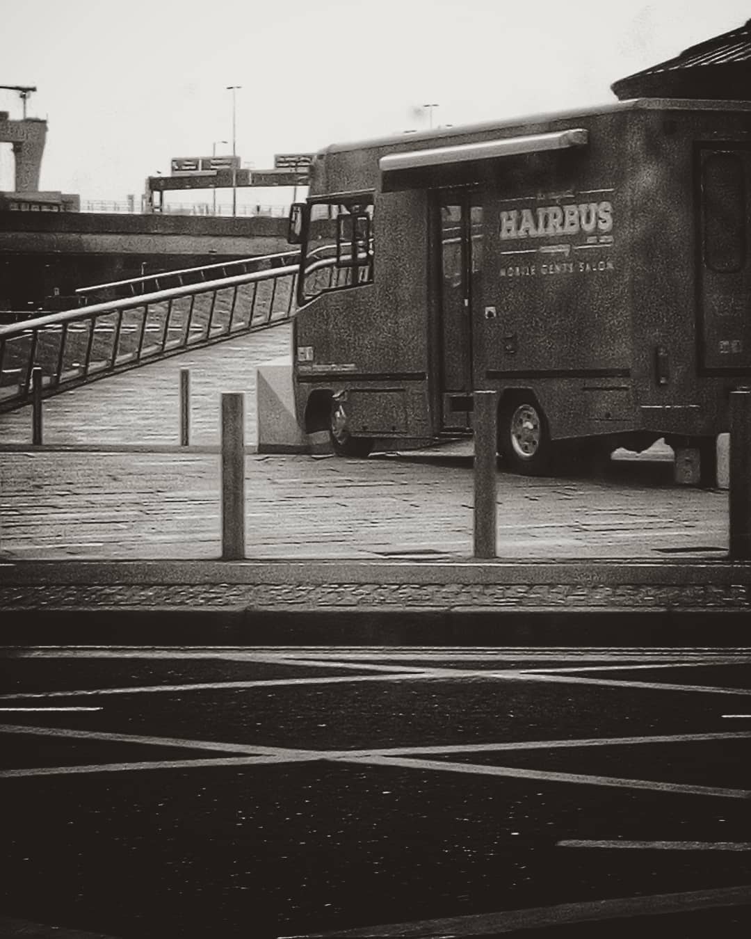 #hairbus #urban #belfast #blackandwhite #europe #phonography