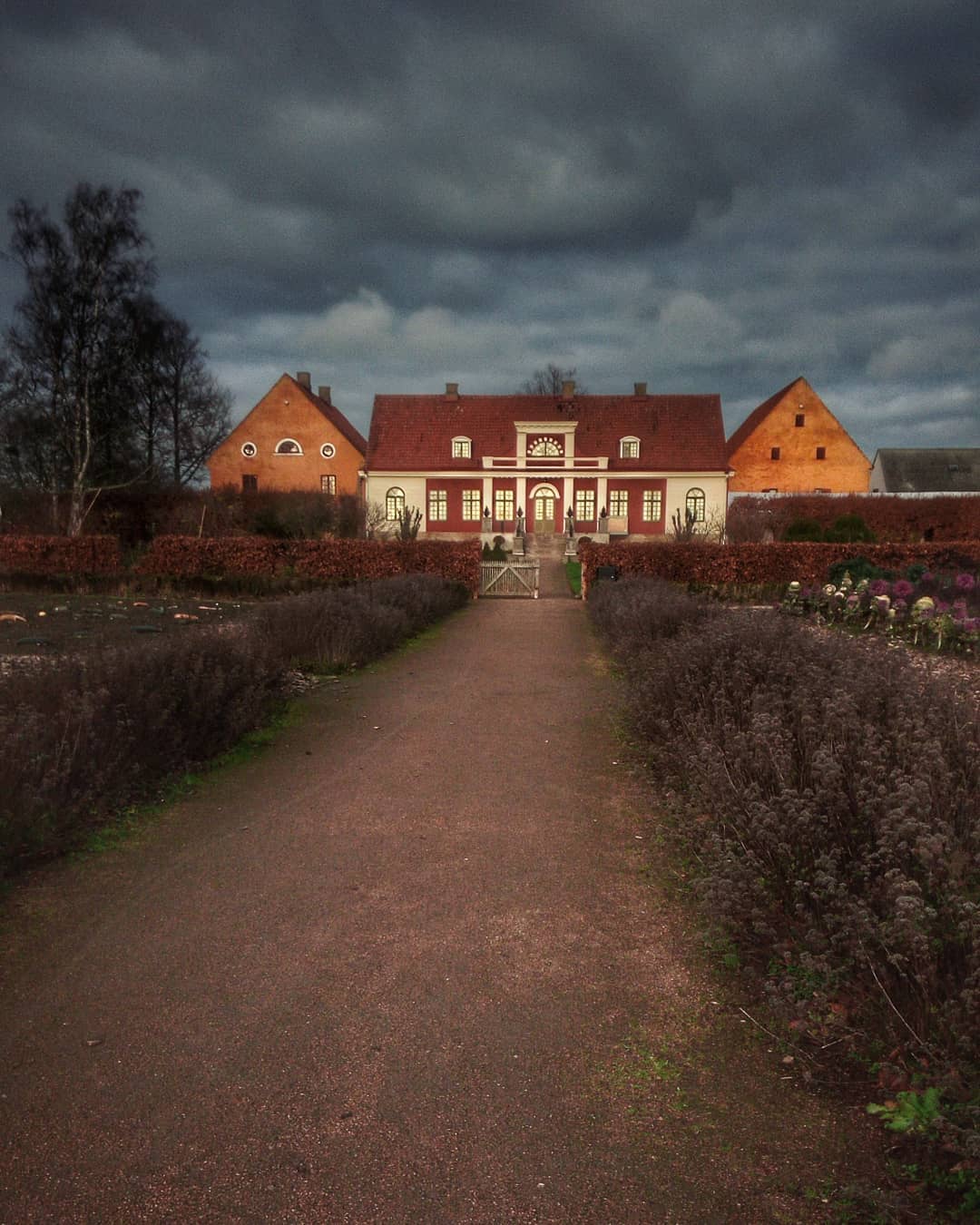 #katrinetorp #sweden #skåne #autumn #fall #ig_europe #princely_shotz #ulefonearmor #phonography