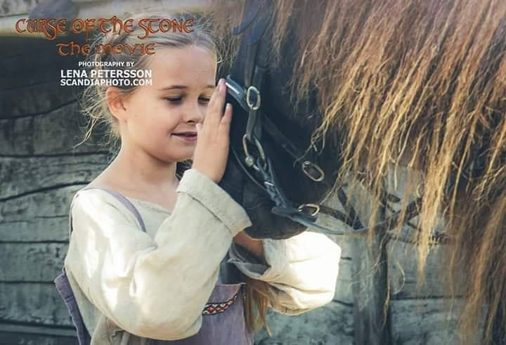 #horses #icelandichorse #filmset #movie #movieset #movies #girl #sweden #statist #film #filmproduktion #movieproduction #curseofthestone #photography and #videography by @scandiaphoto #producer @curseofthestone #saricproduktion @milan9343 @gordanamarjanovic #location #vikings #vikingvillage @fotevikensmuseum