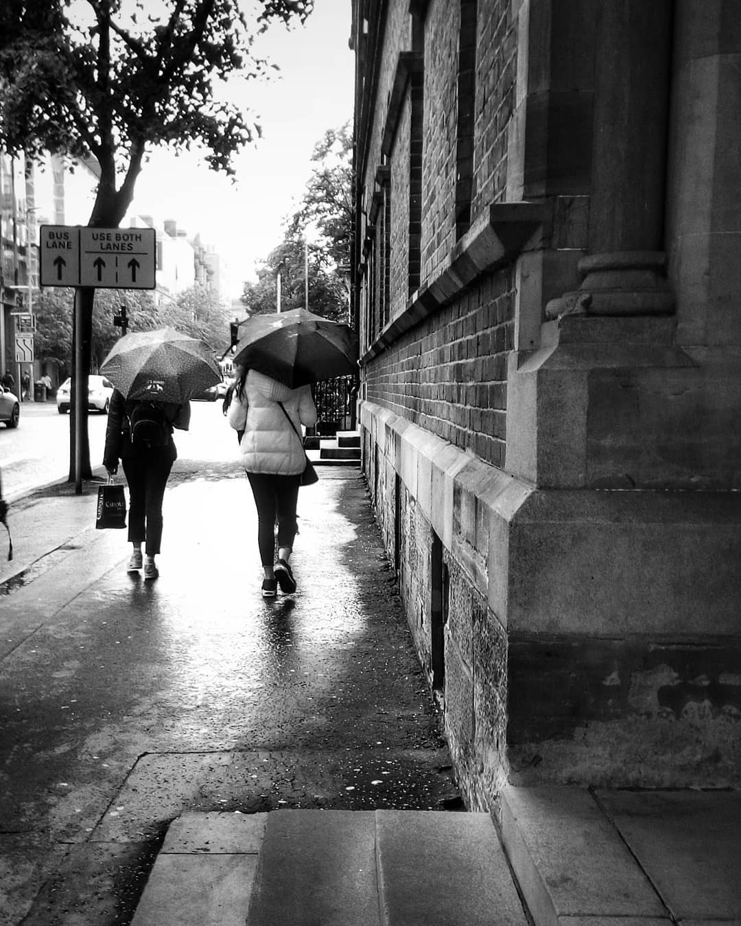 #steppingout #intotherain #rain #rainyday #urban #blackandwhite #citylife #phonography